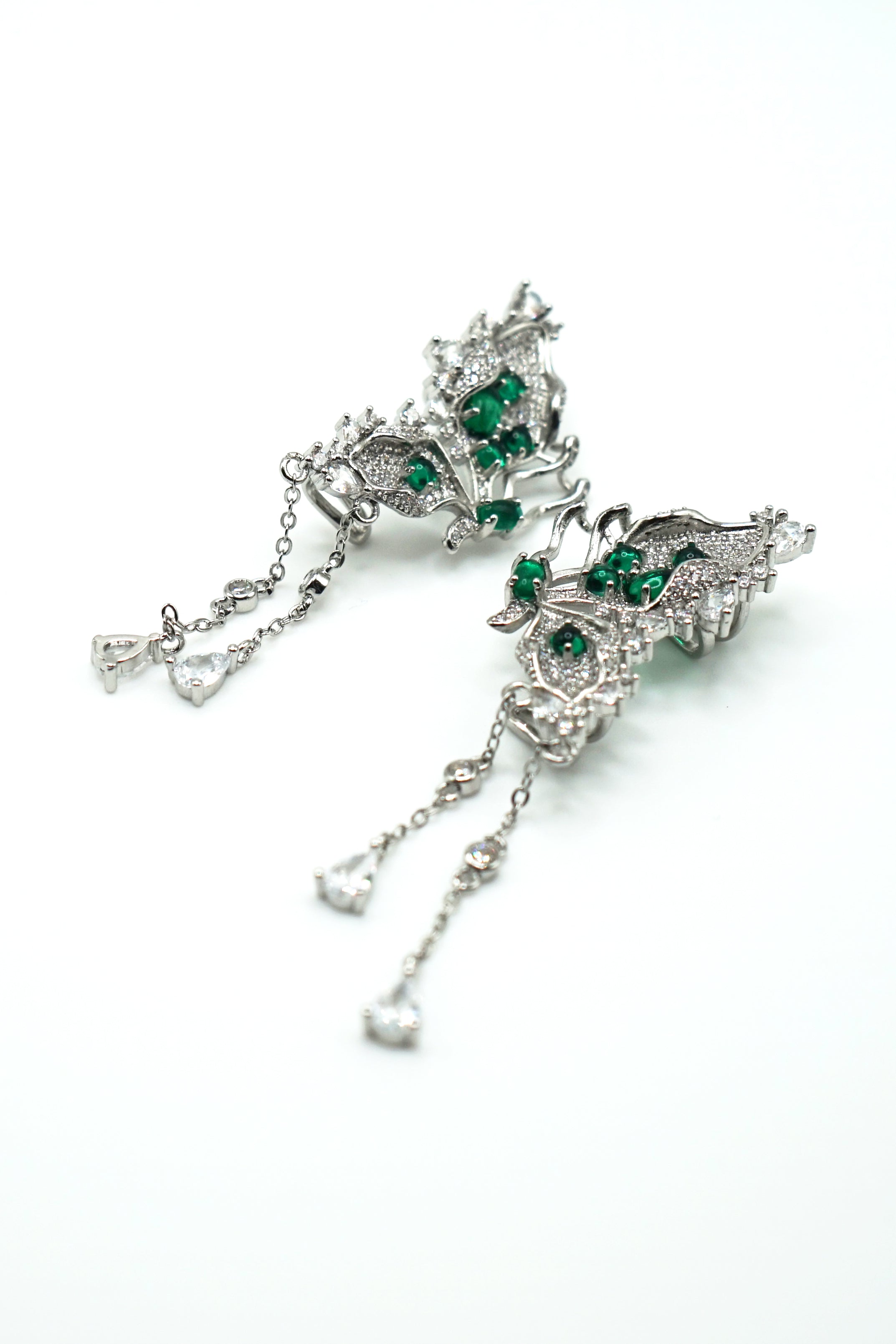 Elara Ear Cuff